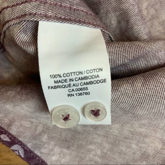 RW&CO Athletic Fit Non-Iron Button-Up Dress Shirt - Picture 2 of 7